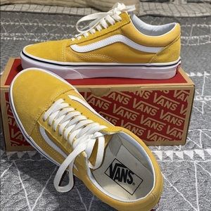 Old Skool Ochre/True White Vans